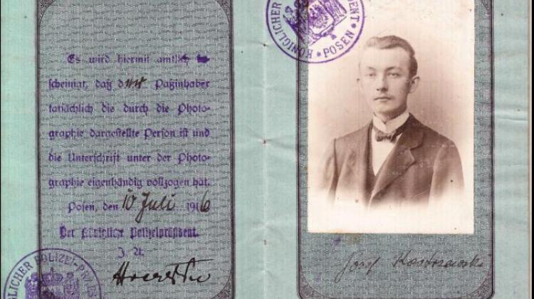 Fot. Paszport Józefa Kostrzewskiego, zbiory Archiwum PAN w Warszawie, Oddział w Poznaniu 
