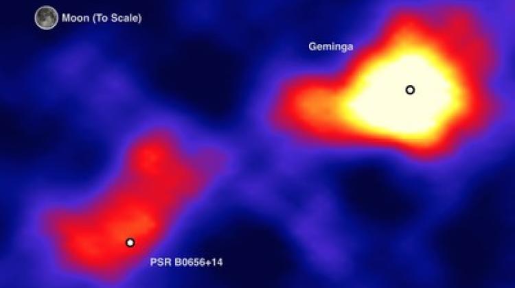    W promieniowaniu kosmicznym obserwujemy więcej pozytonów o dużych energiach niż mogą wyprodukować bliskie nam pulsary. Zdjęcie przedstawia pulsary Geminga i PSR B0656+14. (Źródło: John Pretz)