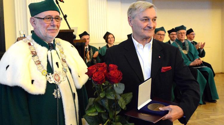 Rektor PW prof. Jan Szmidt i prof. Konrad Kucza-Kuczyński. Fot. materiały prasowe PW