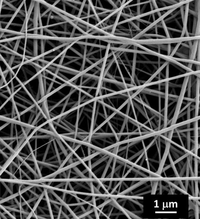 elektroprzedzone nanowlokna z nylonu 6 (1)