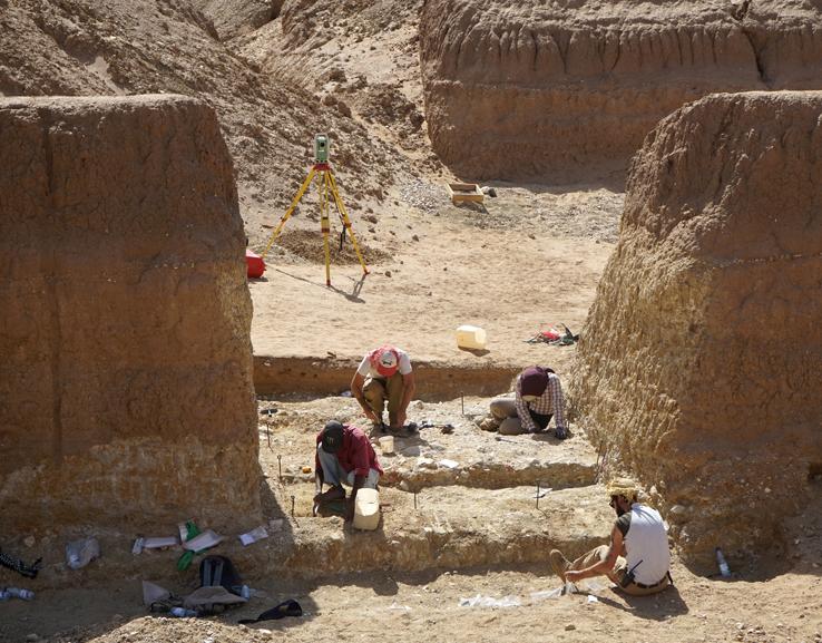 Fot. M. Masojć; prace archeologów w jednej z opuszczonych kopalń złota na Pustyni Wschodniej