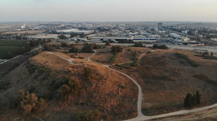 Ogólny widok na Tel Erani. Fot. M. Czarnowicz